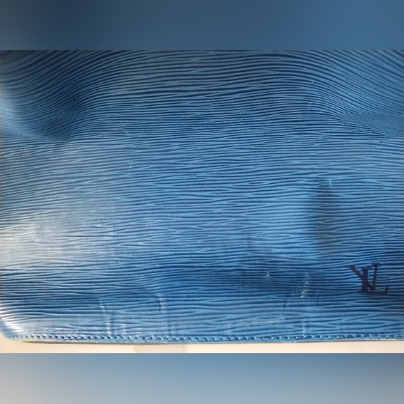 LV Noe Epi Leather Bag - Picture 7 of 14